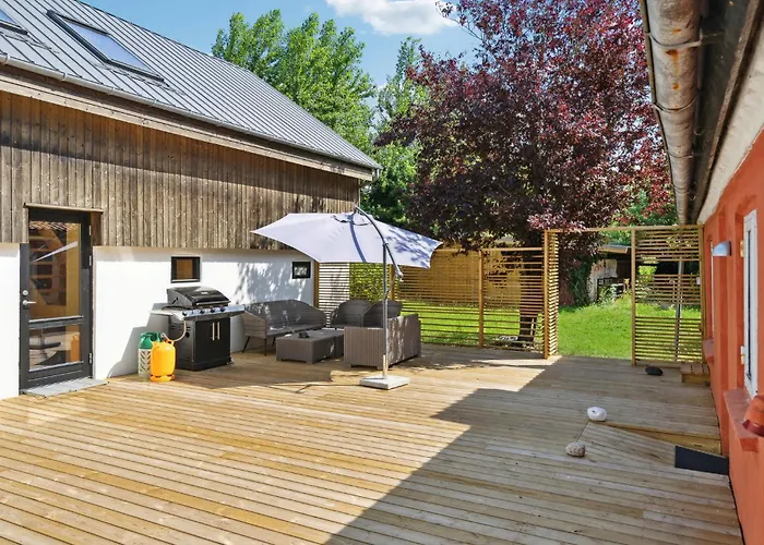 Amazing In With Kitchen